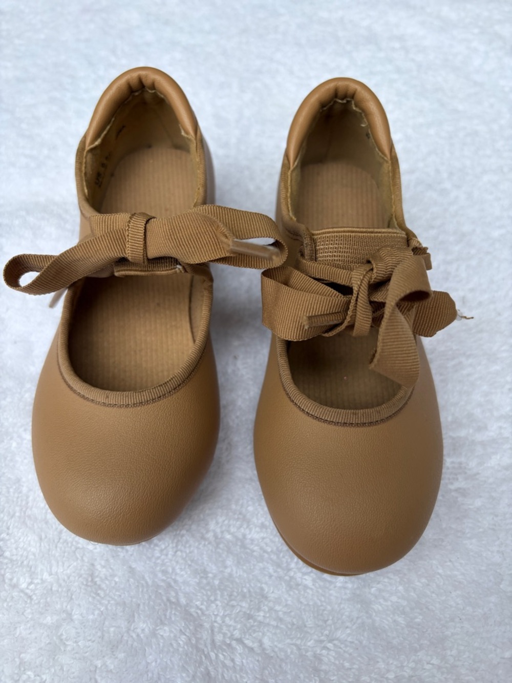 Girls Tan Mary Jane Tap Shoes with Grosgrain Ribbon